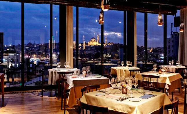 Türkiye Bans Hidden Fees in Restaurants and Cafes